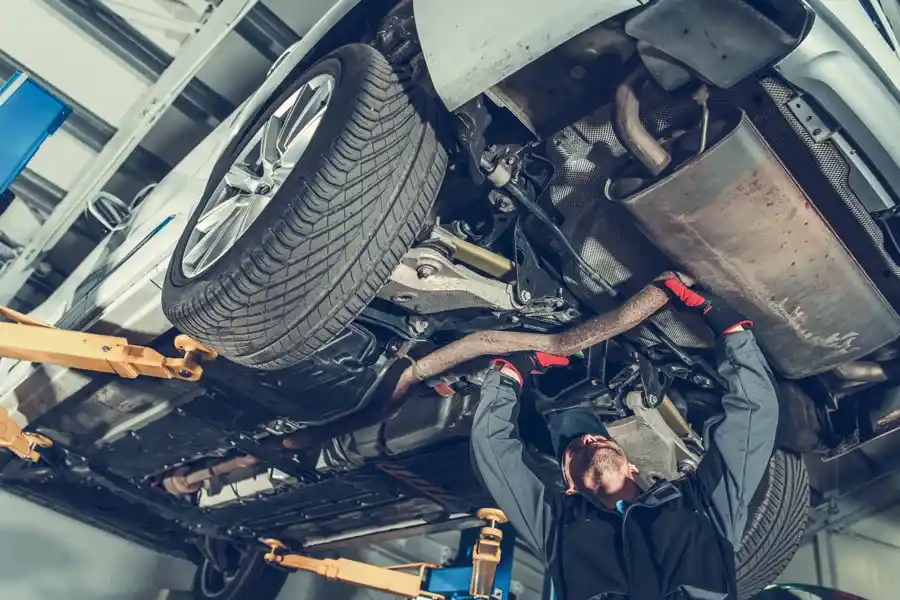 Common Signs Your Car Needs Suspension Repair in Miami, FL